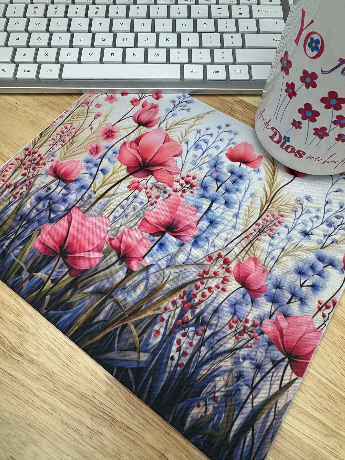Beautiful Flowers, Mousepad