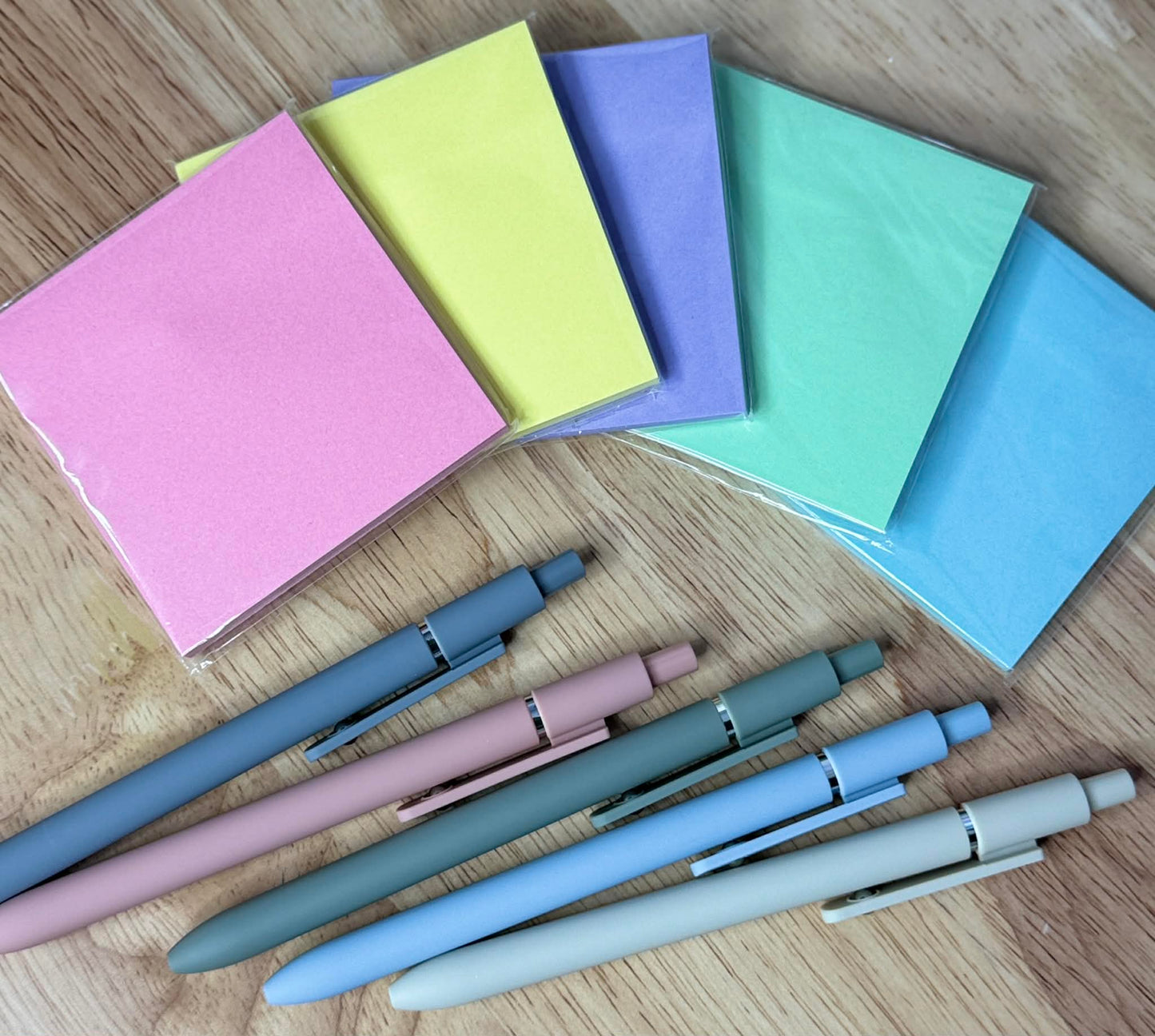 The Books of the Bible Study Journal * FREE Stationary Kit Included *