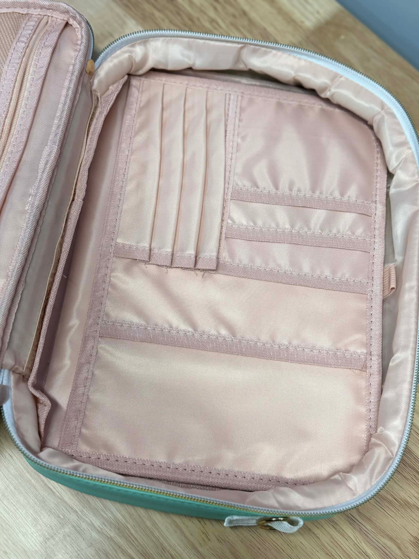 Mint Green Bible Case Set * FREE Stationary Set Included *