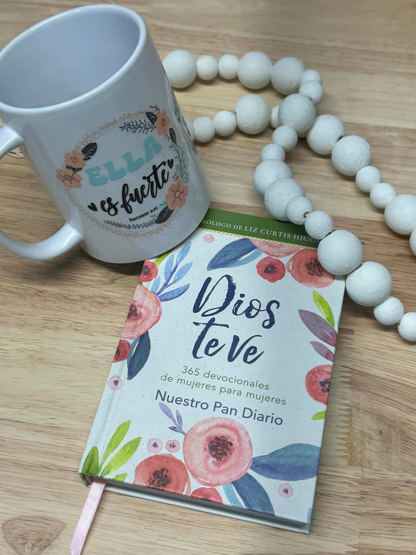 Dios te ve (God Sees Her) Vaso gratis incluido