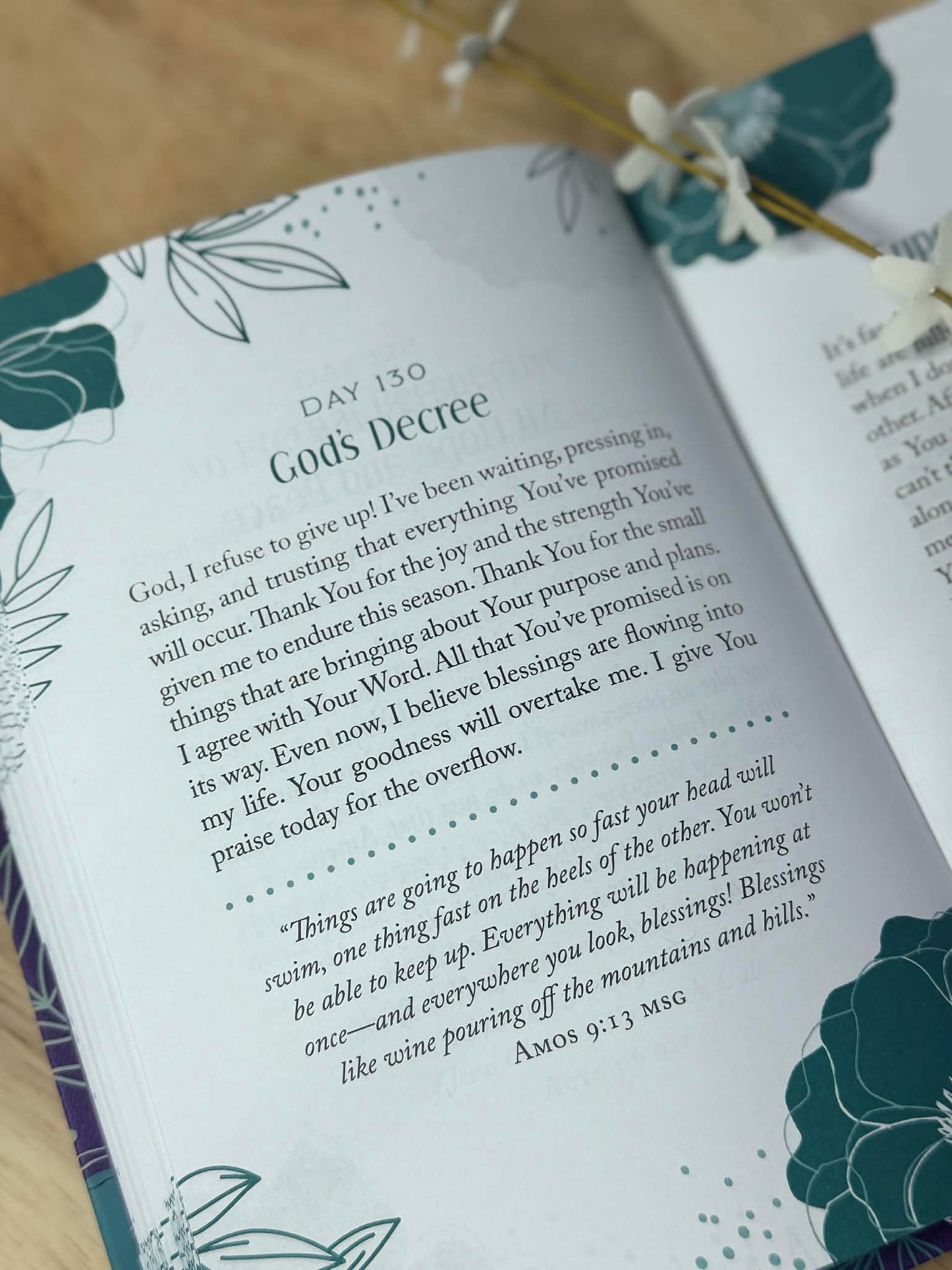 365 Devotional Prayers for Women