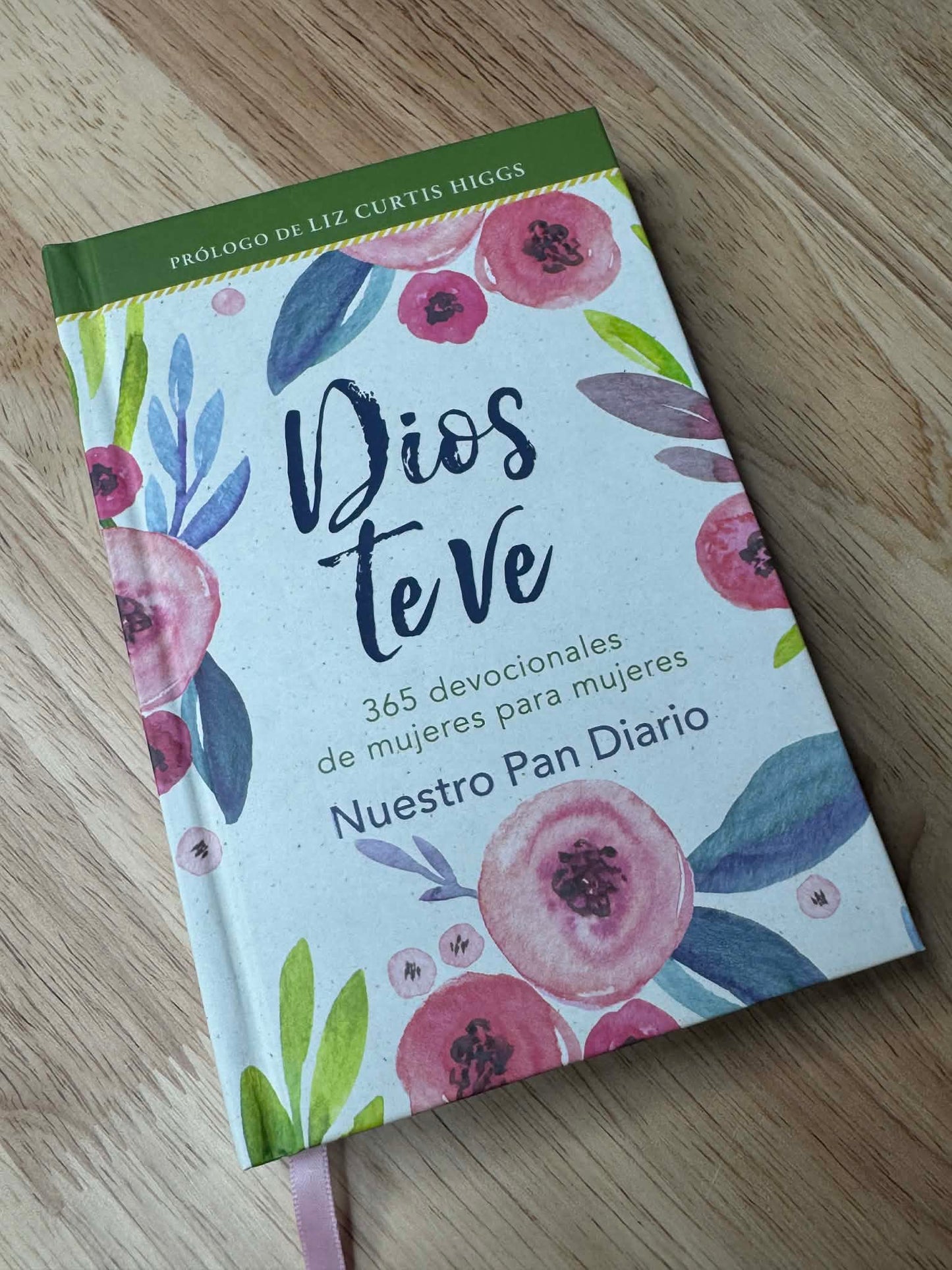 Dios te ve (God Sees Her) Vaso gratis incluido