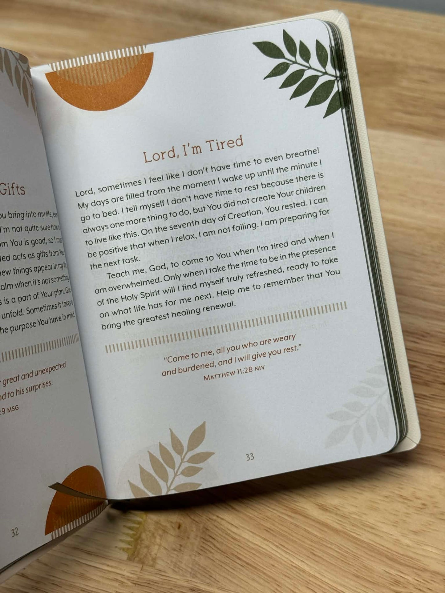 Pause and Pray: 180 Encouraging Devotional Prayers for Women