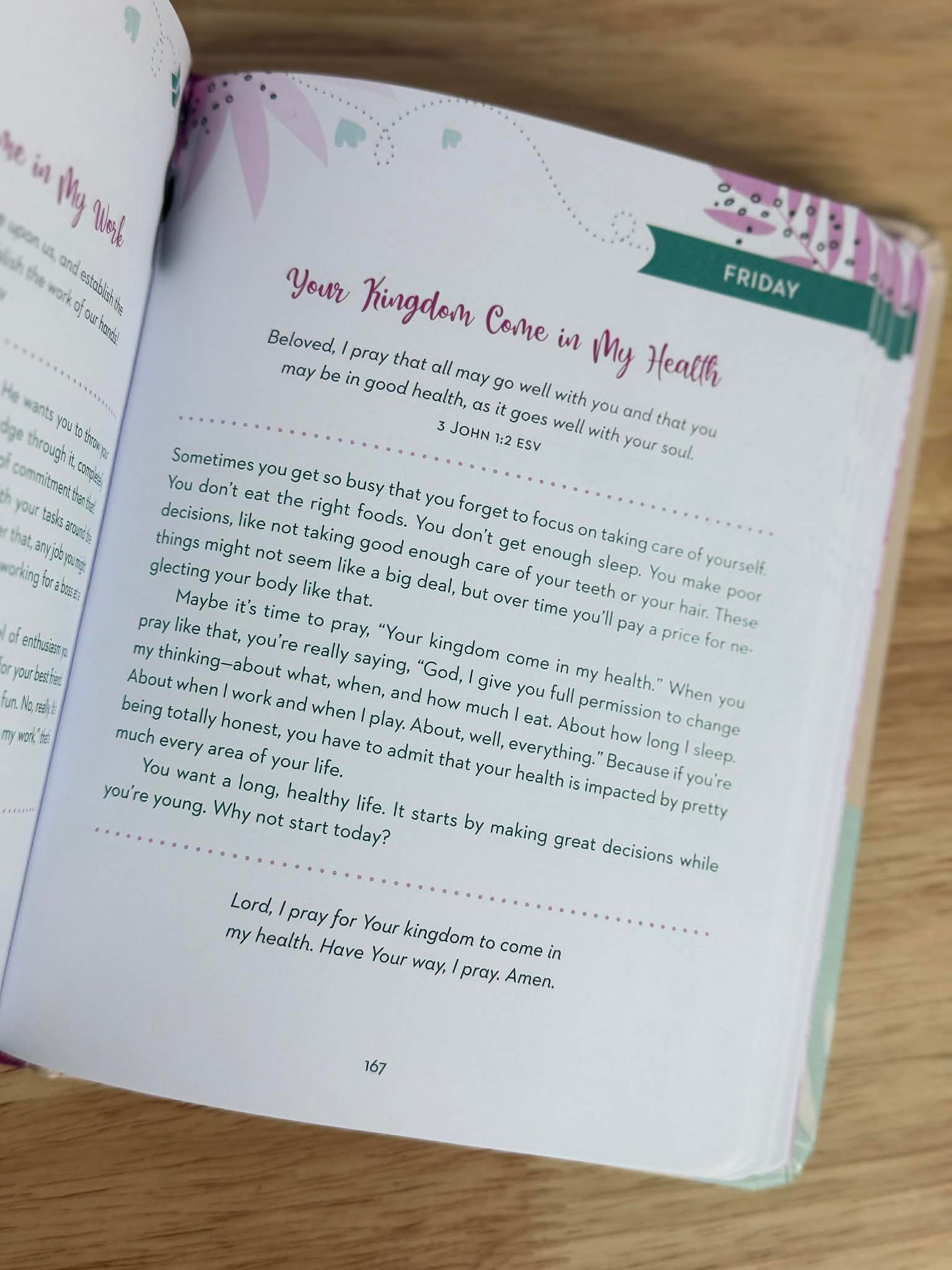 The Prayer Map Devotional for Teen Girls: 28 Weeks of Inspiration Plus Weekly Prayer Maps