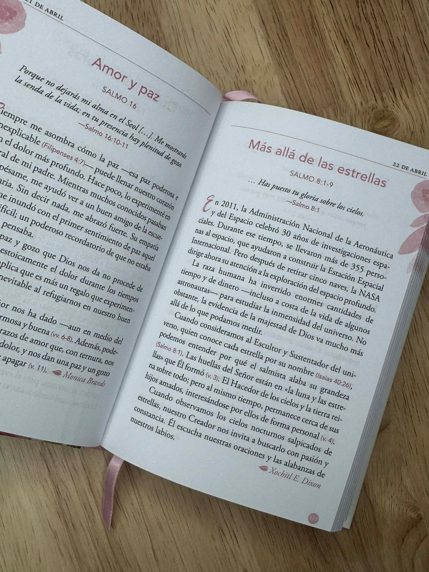 Dios te ve (God Sees Her) Vaso gratis incluido