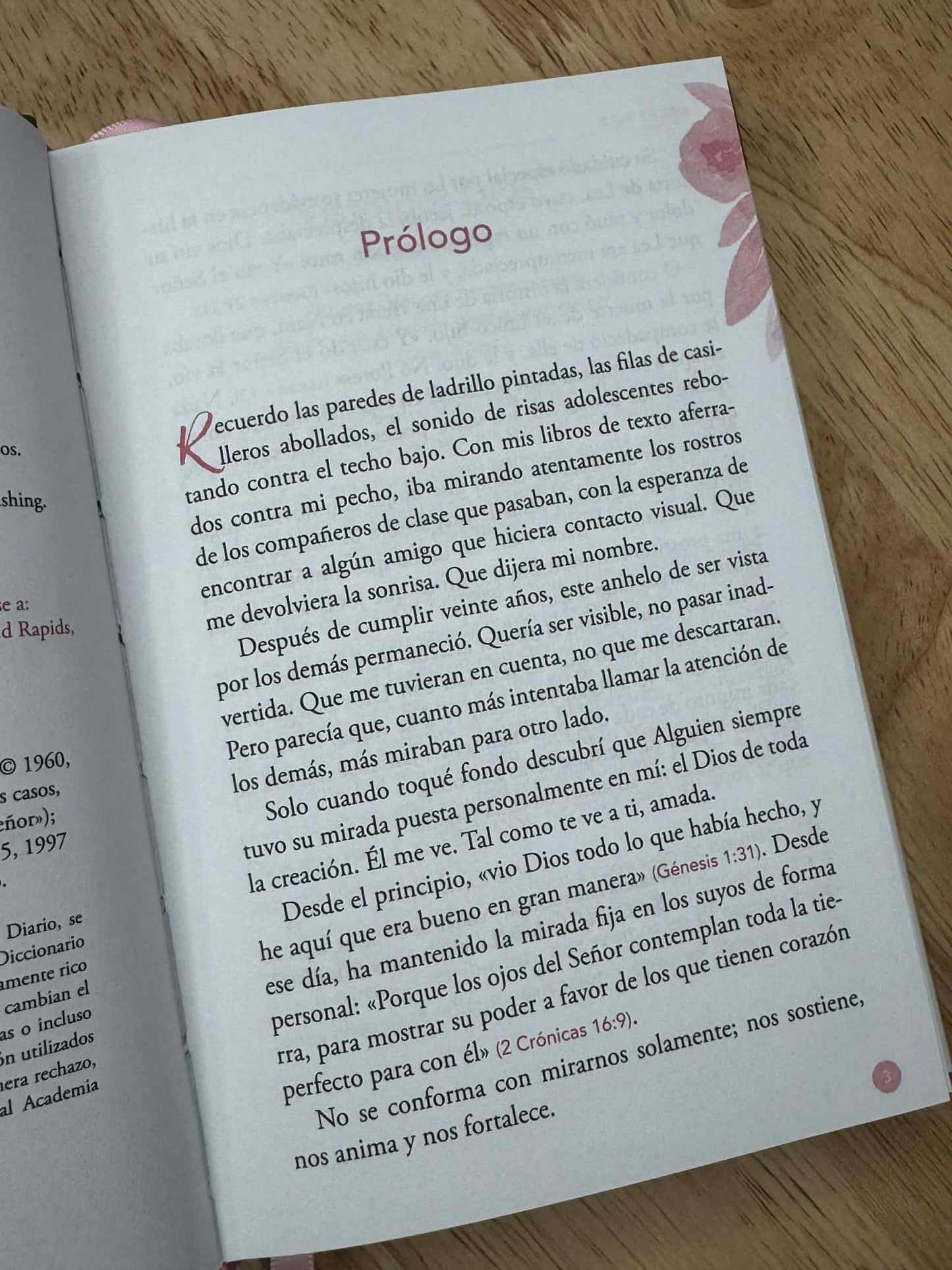 Dios te ve (God Sees Her) Vaso gratis incluido