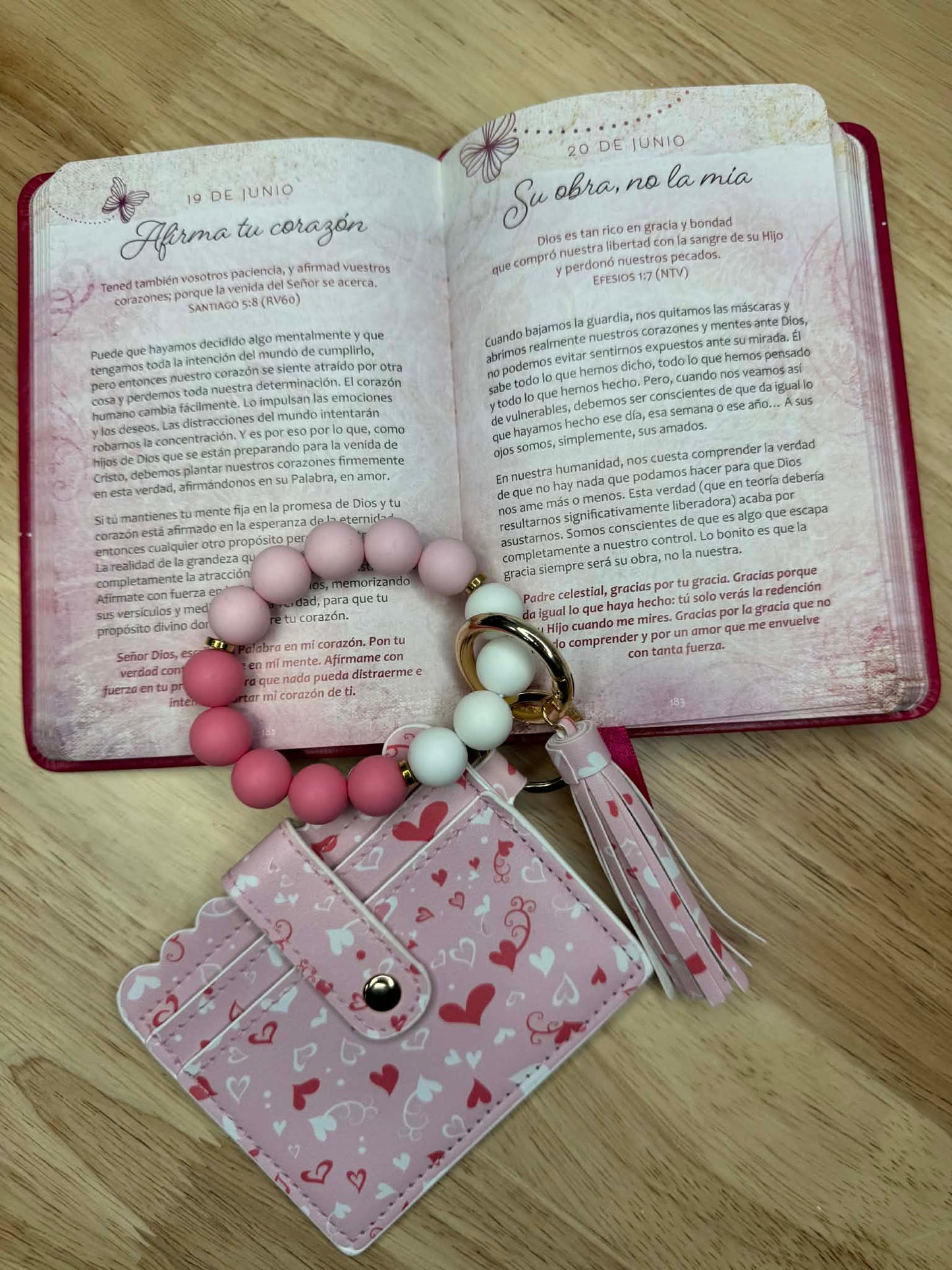 Descansa en la presencia de Dios, con monedero gratis