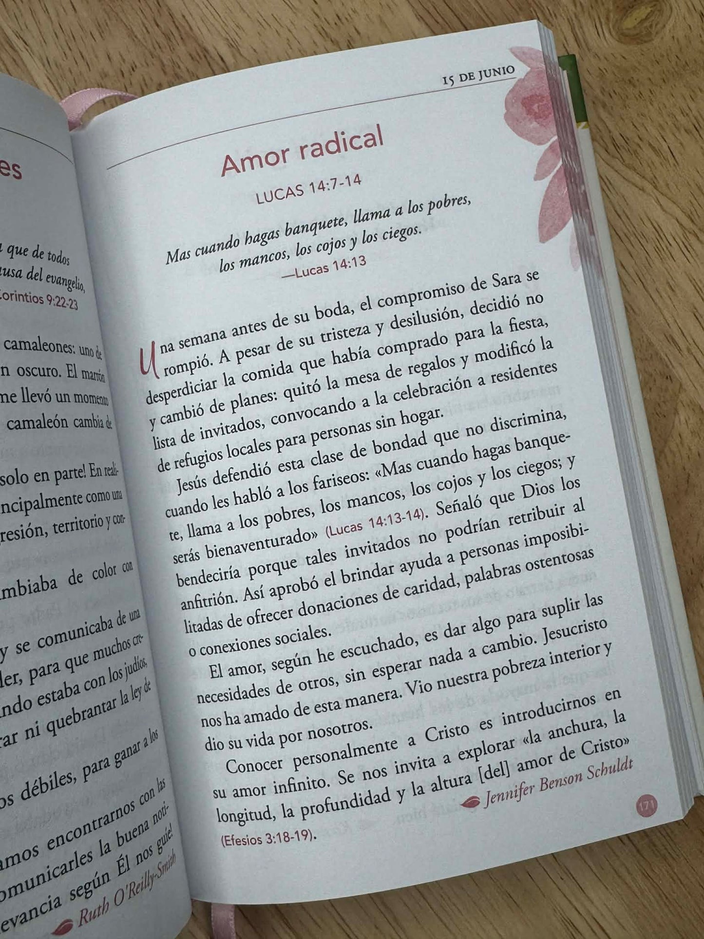 Dios te ve (God Sees Her) Vaso gratis incluido